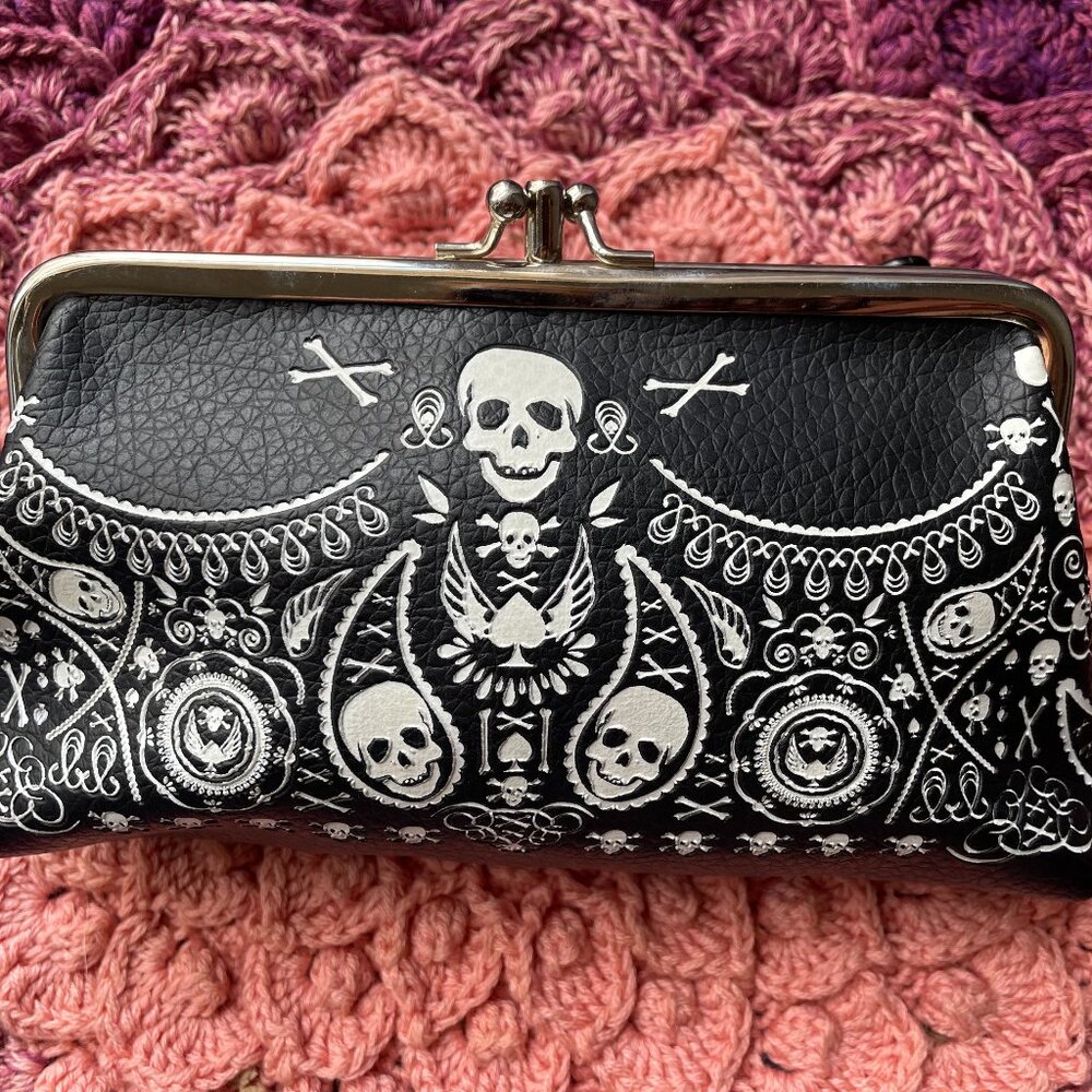 NEW Loungefly Skull Paisley Clutch Wallet - Picture 6 of 6